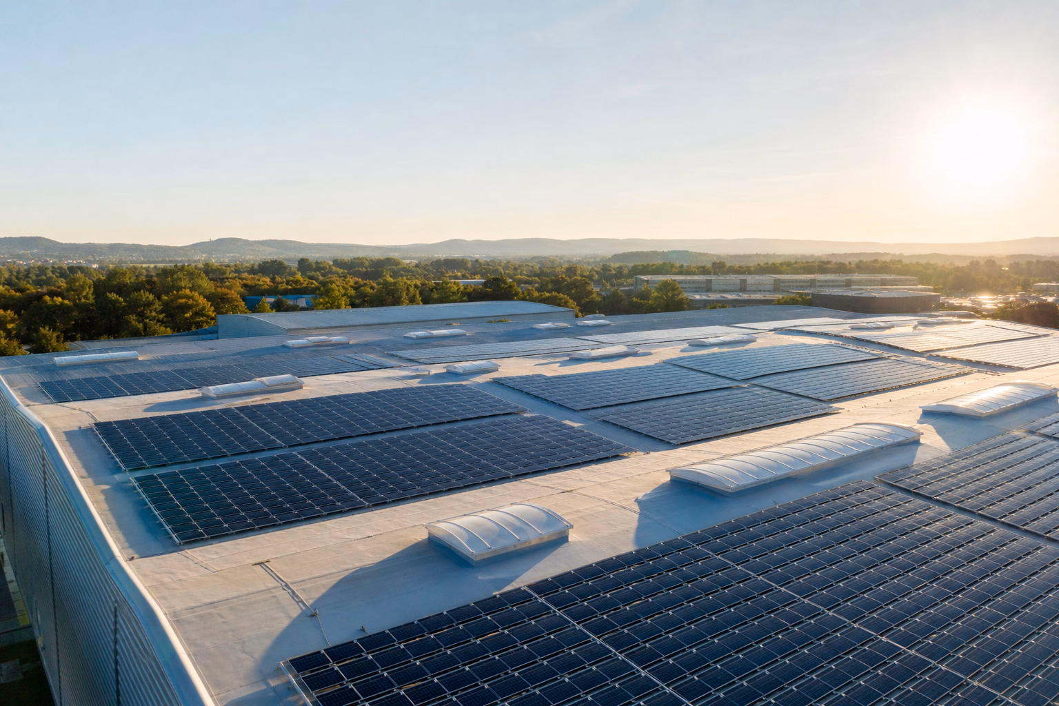 Photovoltaikanlage auf einem Firmendach